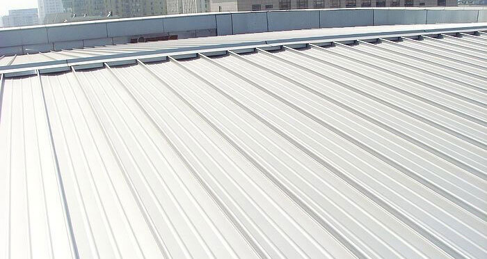 明泰铝业大型铝镁锰板铝板屋顶料生产厂家